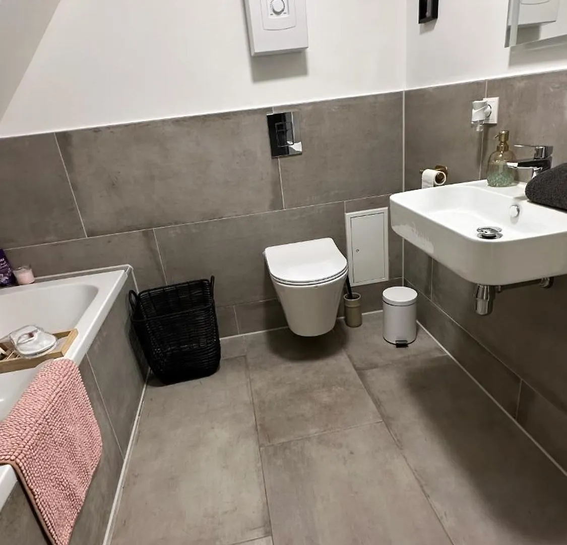Stilvolles Apartment Naehe Messe Duesseldorf In Duisburg Sued Германия